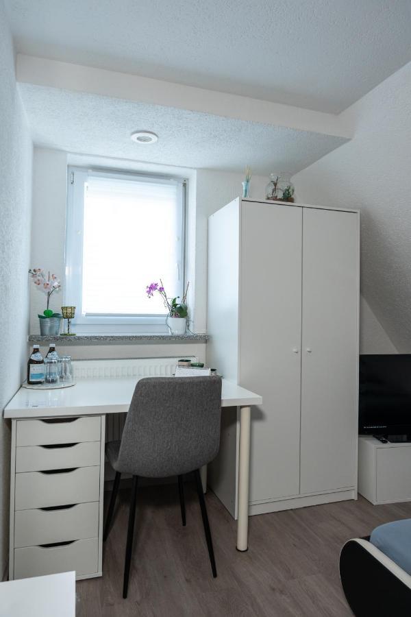 #1 Modernes Zimmer Mit Pool Und Garten Memmingen Exterior foto